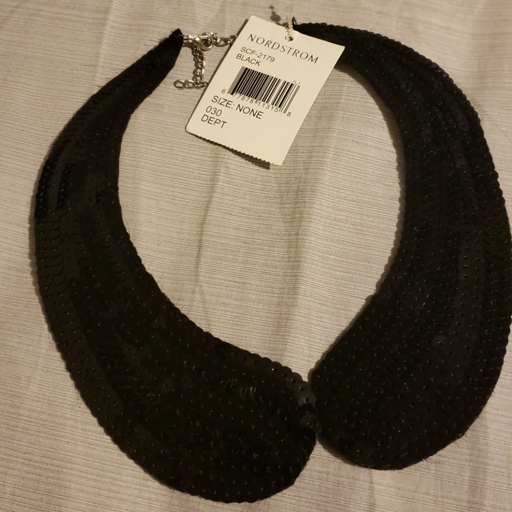 Shirt choker/ collar accessory